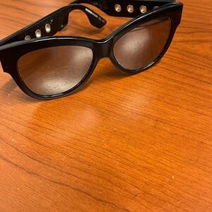Stylish Black Sunglasses